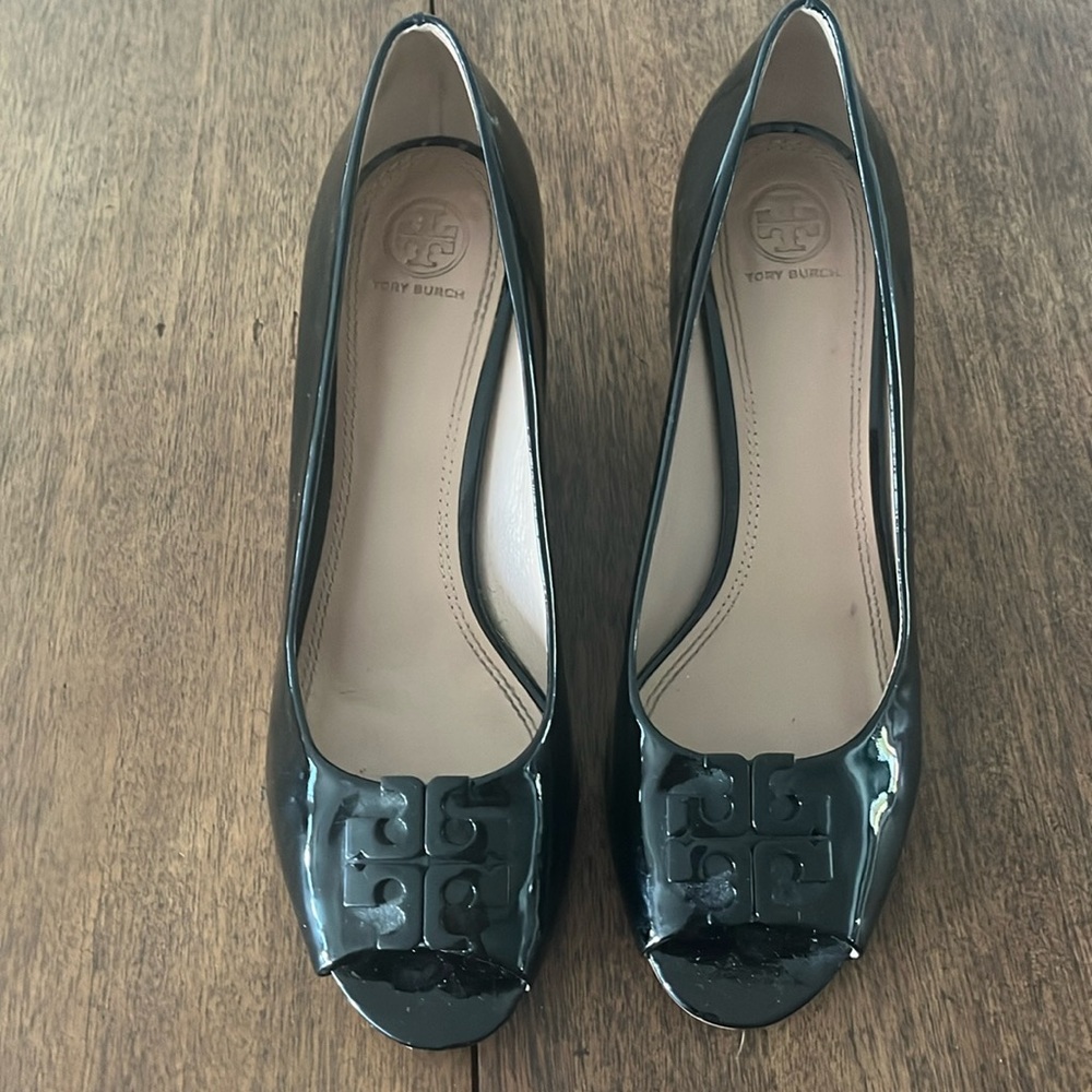 Tory Burch Black Patent Wedge 10M